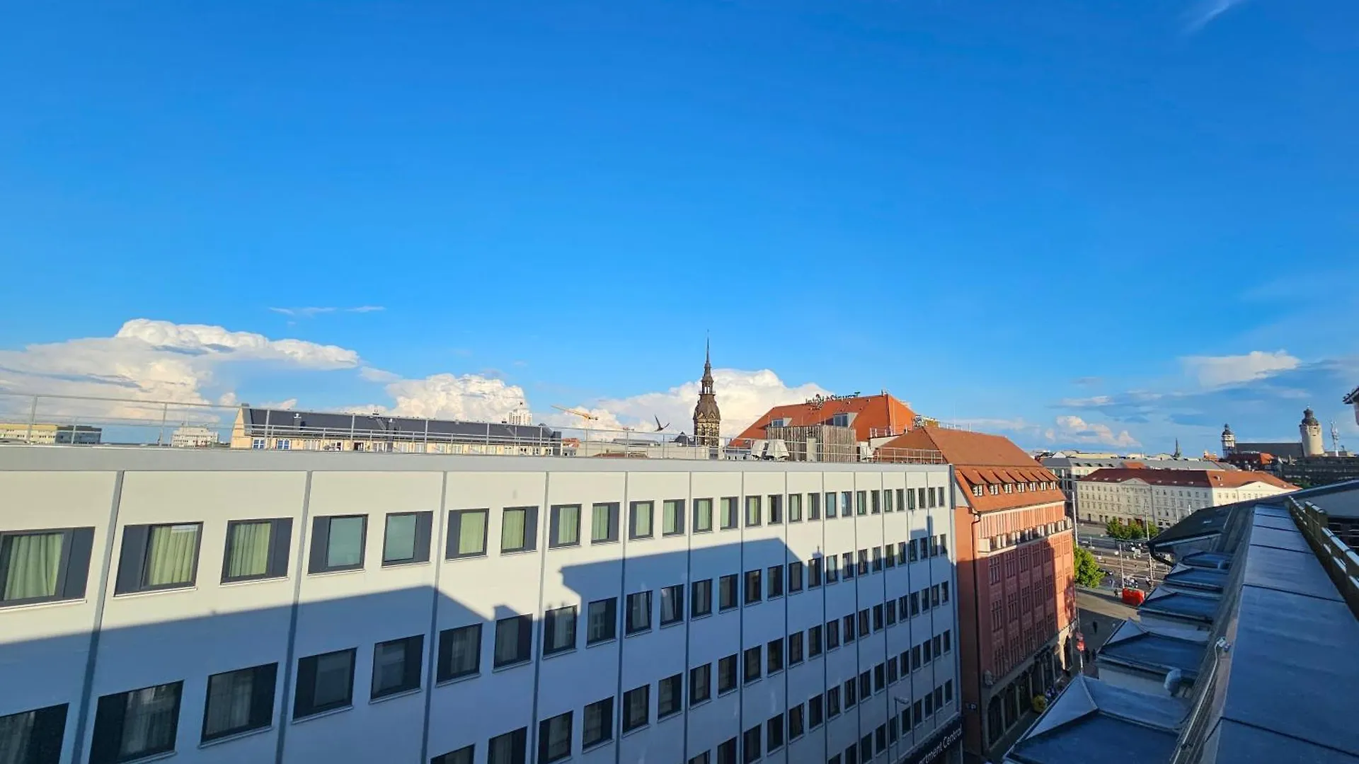 Ueber Den Daechern Leipzigs - Hochwertiges Apartment Mit Dachterrasse Im Zentrum Leipzigs